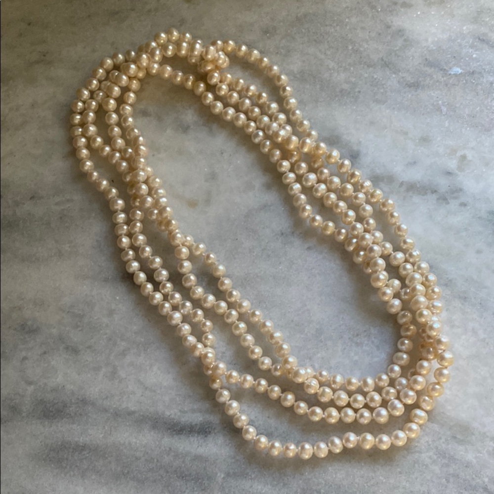Antique Cream Genuine Pearl Necklace